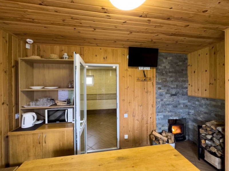 Біля озера Світязь продають курортний готель за 7 мільйонів