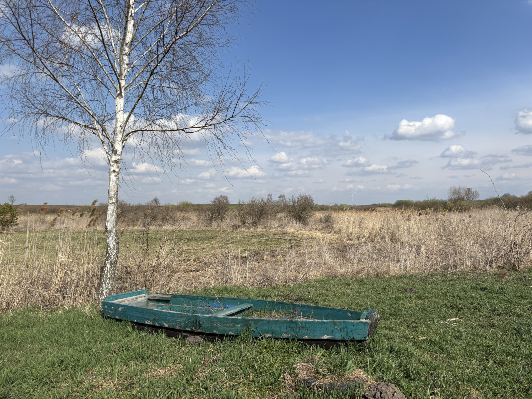 «Треба побавитися»: як у волинському селі вирощують городину і тримають господарство