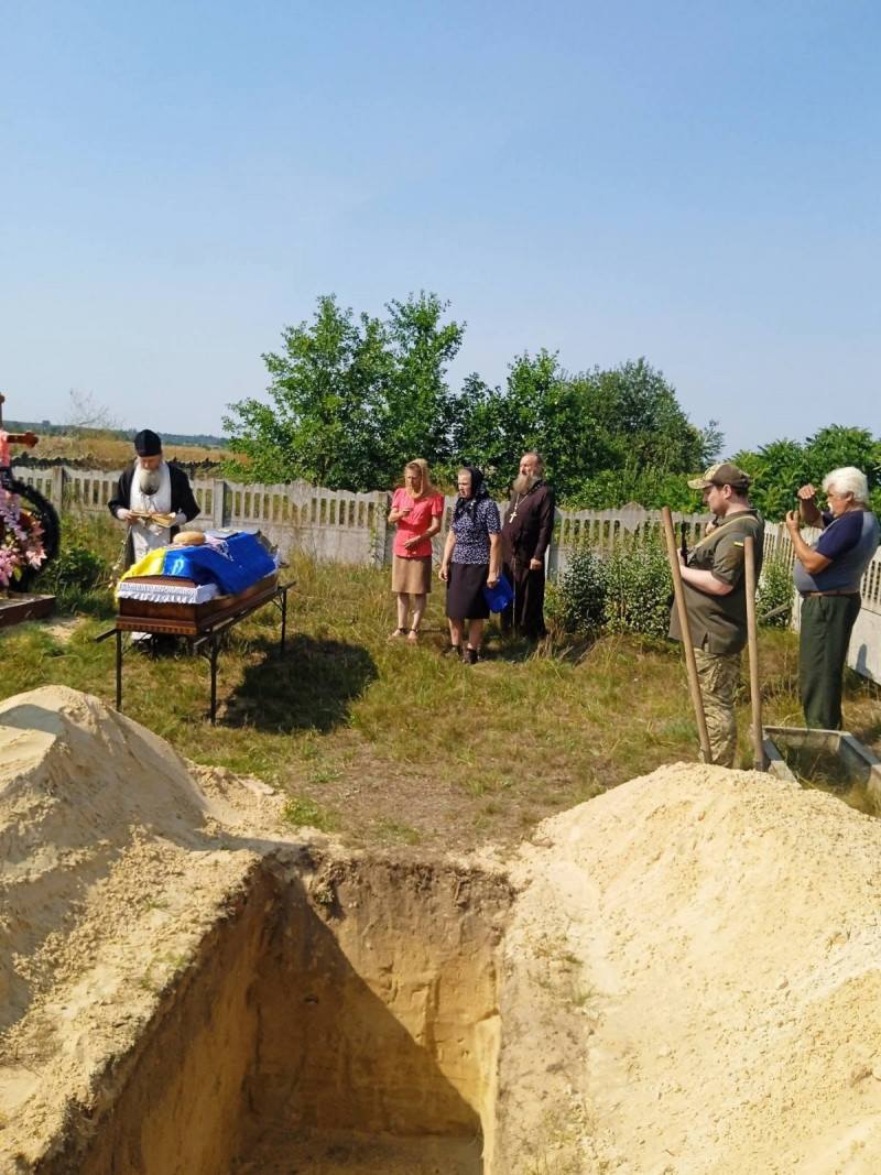 Після довгих місяців невідомості Герой повернувся додому: на Волині похоронили Олександра Мицюка