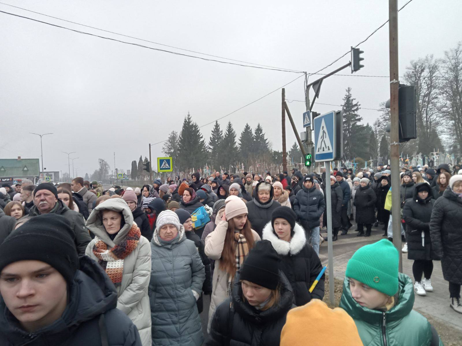 Через сім місяців невідомості Герой повернувся додому: на Волині попрощалися військовим з Володимиром Бортником