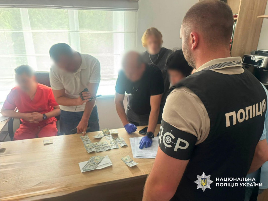 На Волині затримали двох медиків, які оформлювали фіктивні інвалідності для ухилення від мобілізації: деталі