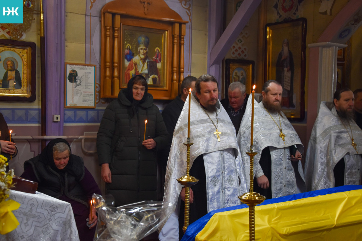 Понад півтора року вважався зниклим безвісти: на Волині попрощалися з Героєм Володимиром Невірцем