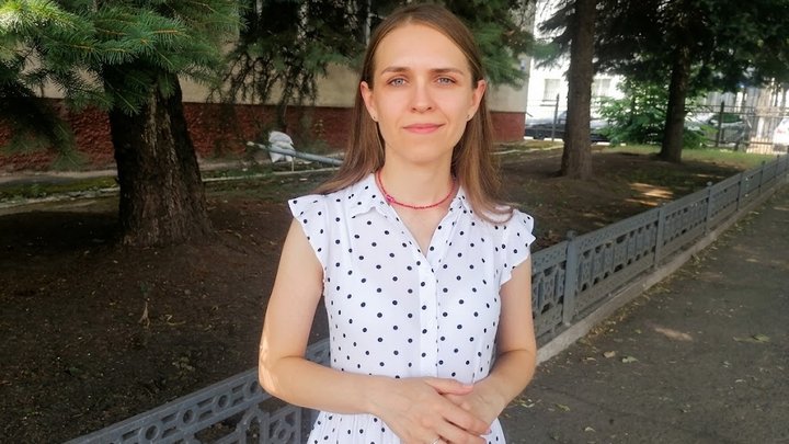 «Платять за воду, але залишилися без неї»: на Волині дачники пів місяця рятують урожай пляшками