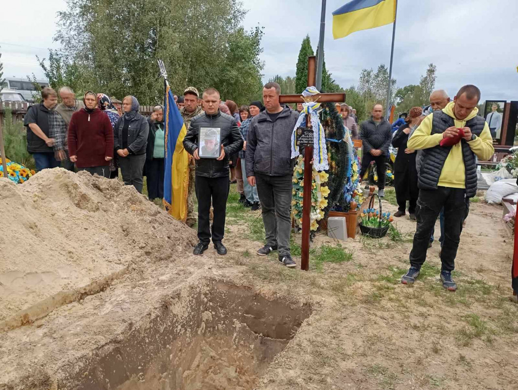 Навіки молодий: на Волині попрощались з Героєм Віктором Дідуком