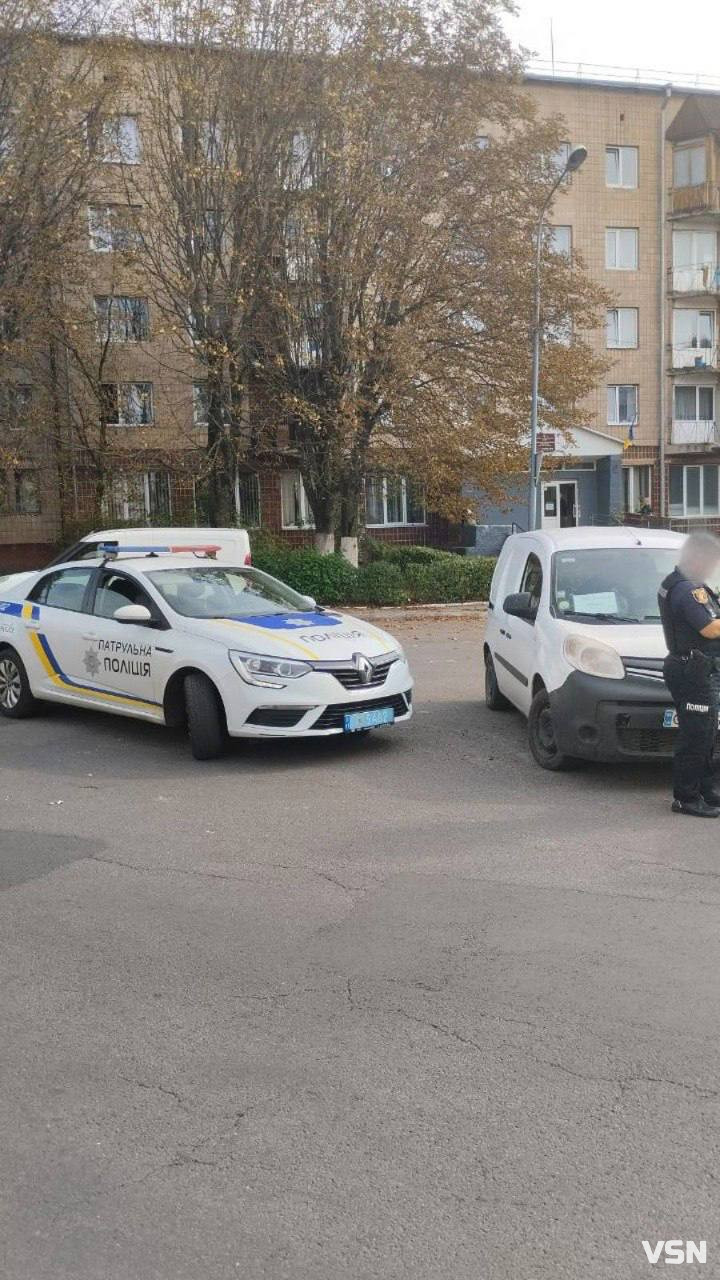 У Луцьку автомобіль зіткнувся із чоловіком на кріслі колісному