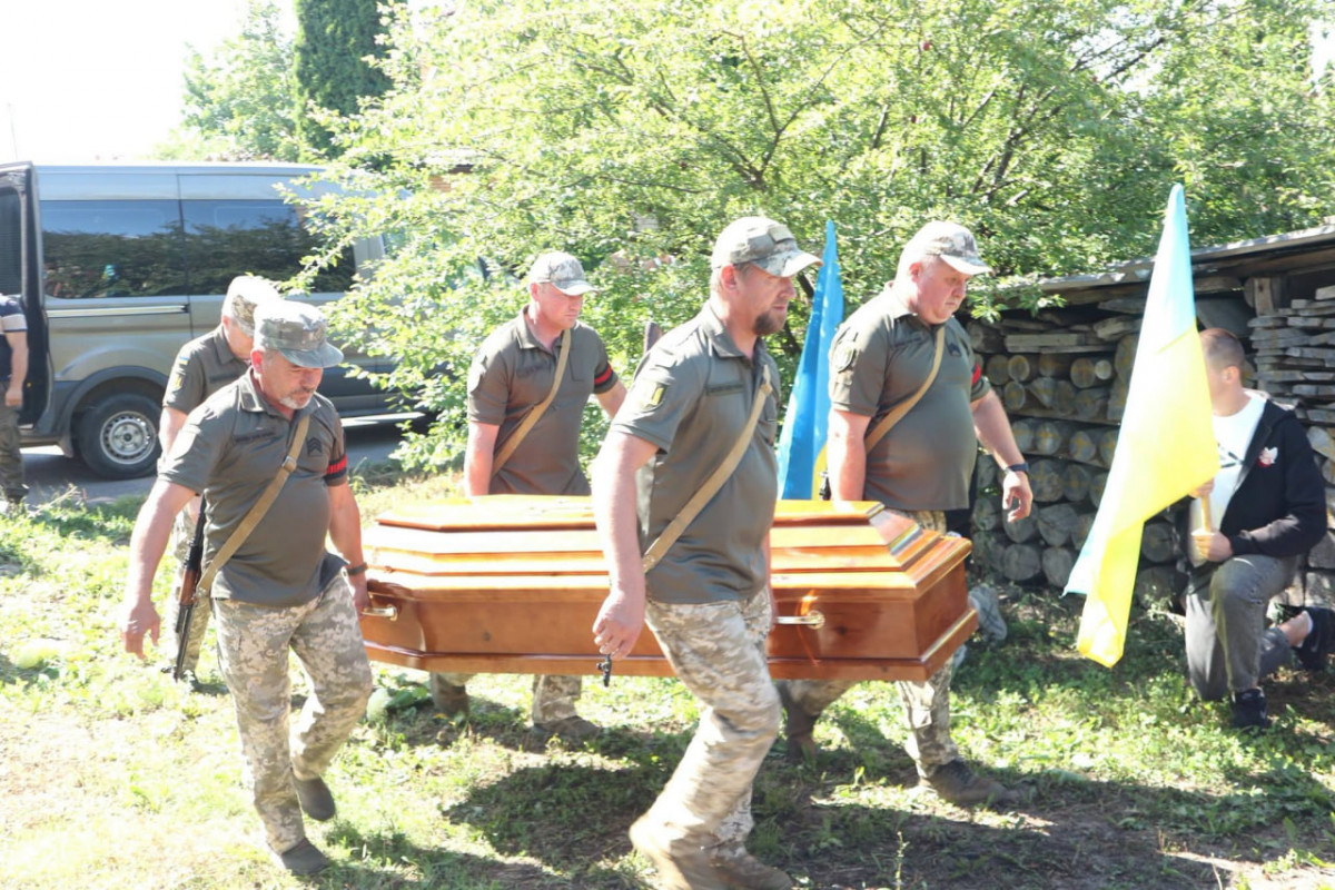 На Волині провели в останню путь захисника Володимира Соняка