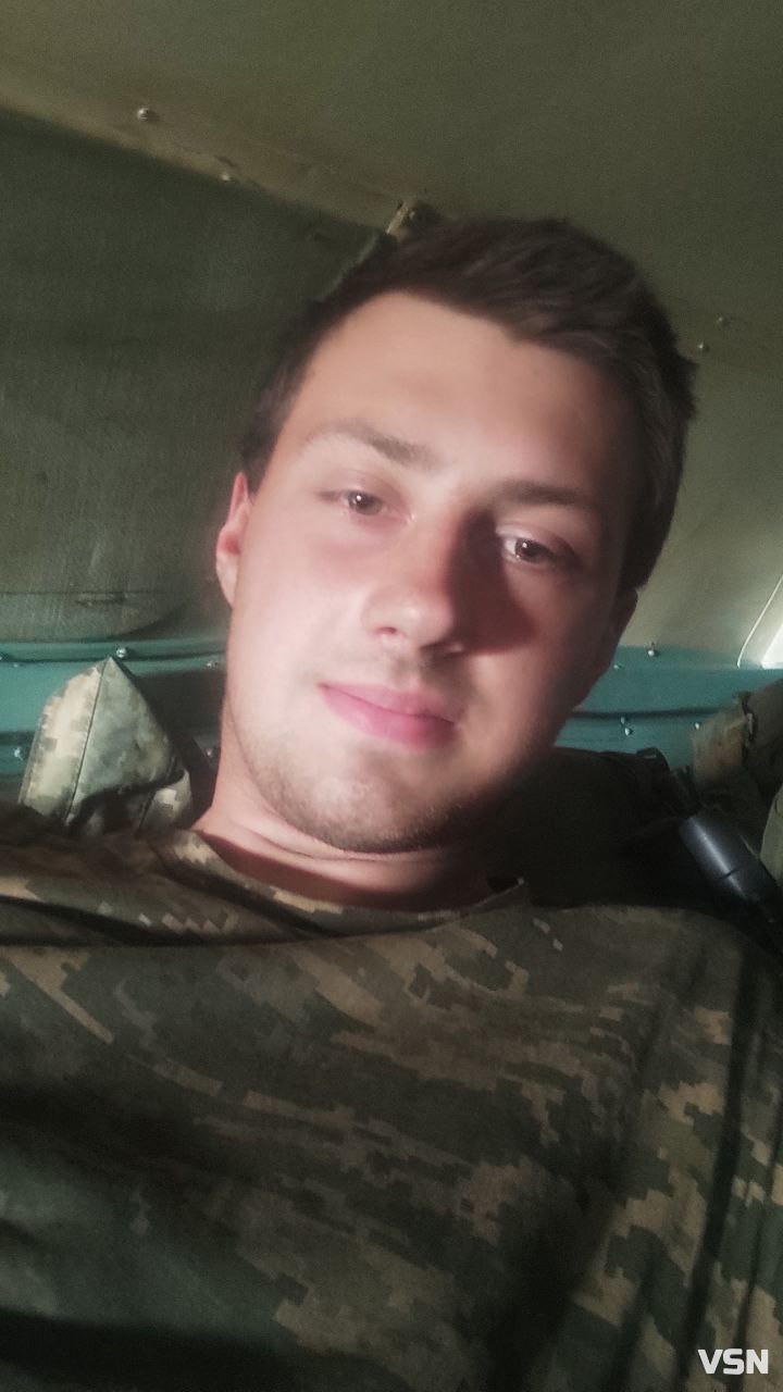 У 18 став воїном, загинув напередодні 23-річчя, не встигнувши освідчитись коханій. Спогади про захисника з Волині