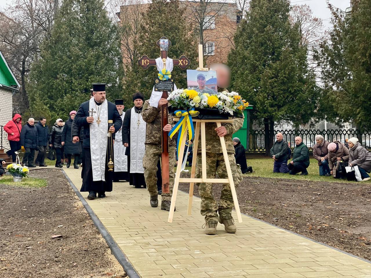 Загинув у Курській області: на Волині попрощалися з Героєм Володимиром Шелеміним