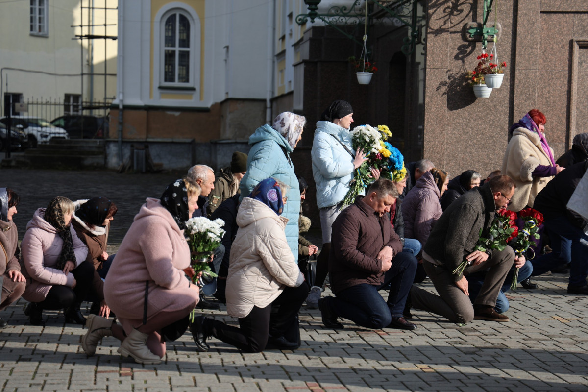 У Луцьку попрощалися із полеглим на Донеччині захисником Анатолієм Кравчуком