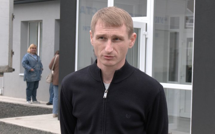 «Навіть диких кабанів бачили»: репортаж про те, як на Волині пішки рятують область від сказу