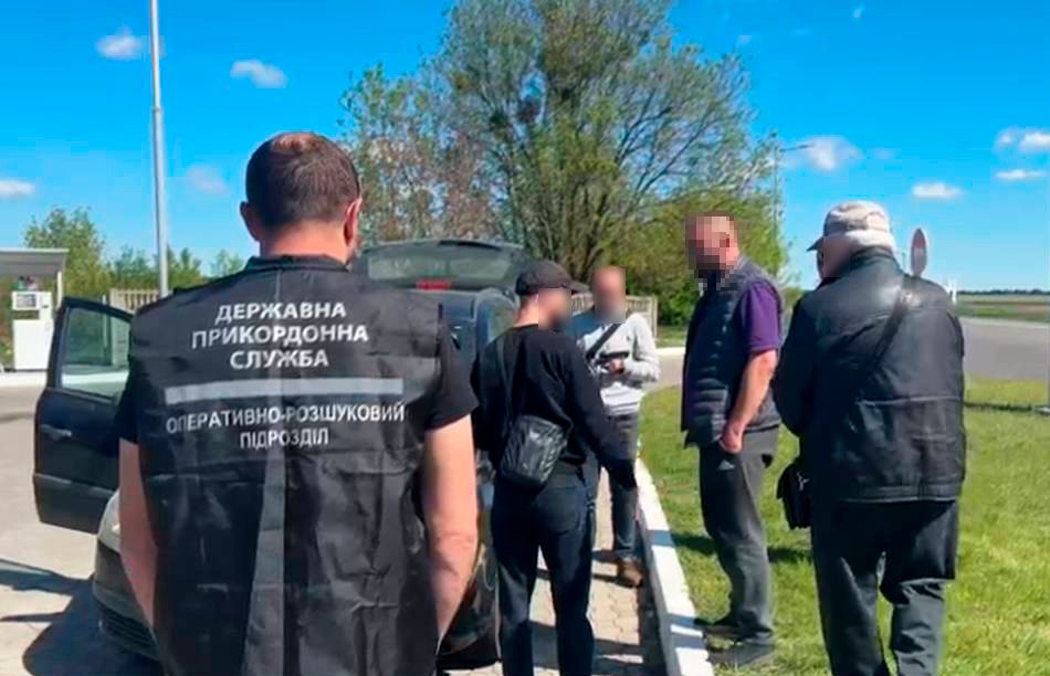 На Волині викрили контрабанду авто під виглядом гуманітарної допомоги для ЗСУ
