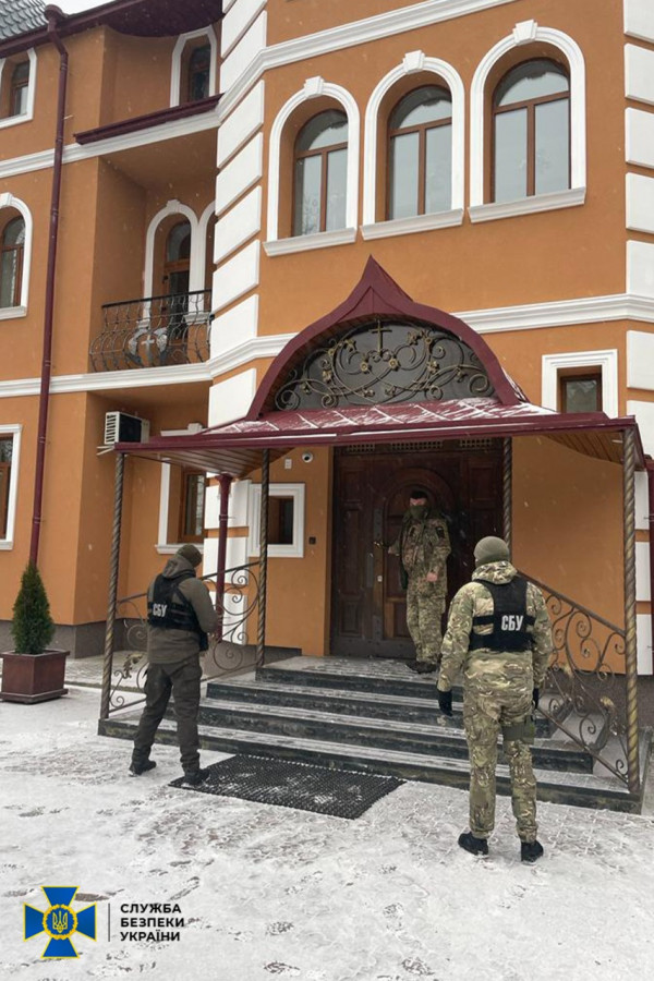 СБУ обшукує монастирі московського патріархату на Волині