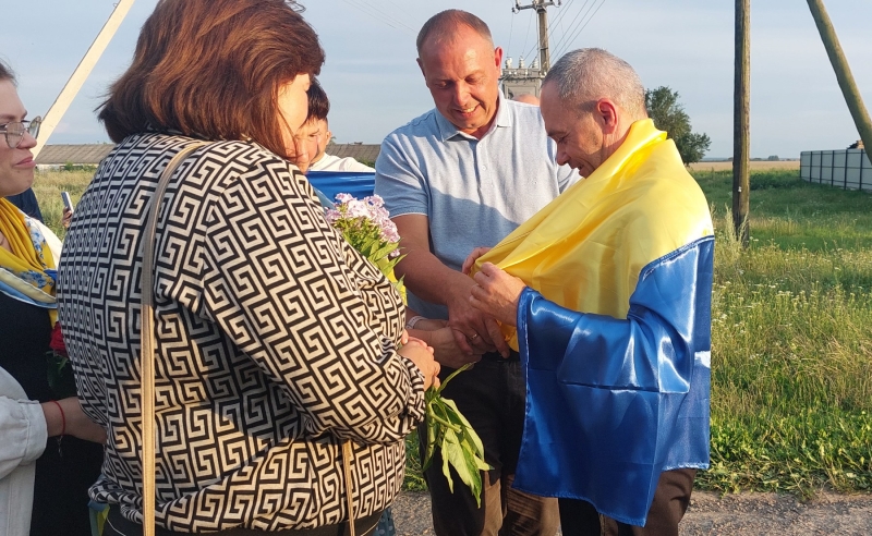 Повернення з полону: захисник з Волині вперше ступив на рідну землю після реабілітації