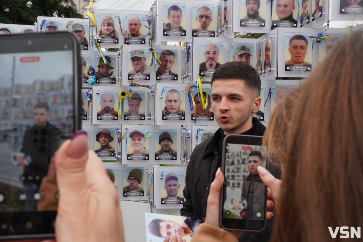 «Я зараз тут, і це моя реальність»: у Луцьку зустріли захисника Павла Літвіна після 50 місяців полону