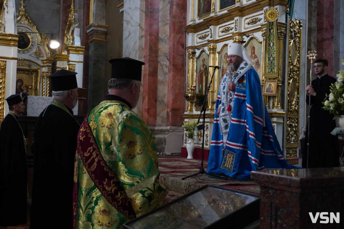 «Ваша зброя — перо»: у кафедральному соборі Святої Трійці відслужили молебень та відзначили журналістів Волині