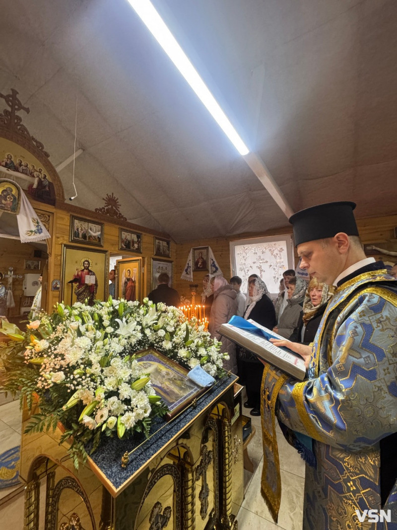 У луцькому храмі відзначили престольне свято Введення у храм Пресвятої Богородиці
