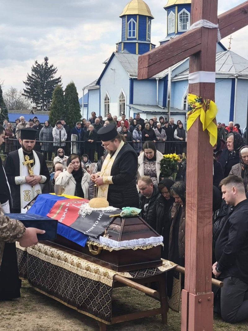 Загинув у грудні 2022 року: на Волині попрощалися із захисником Віктором Михальчуком
