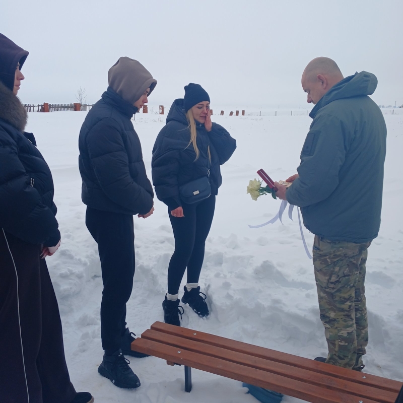Ворожий обстріл обірвав життя Героя: на Волині дружині полеглого захисника вручили державну нагороду