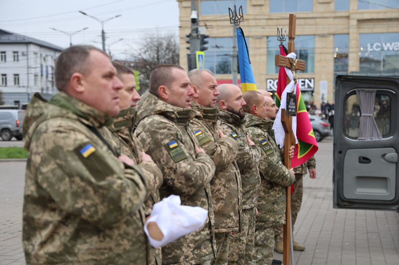 У Луцьку попрощалися з Героями Олександром Веремчуком та Костянтином Голубом