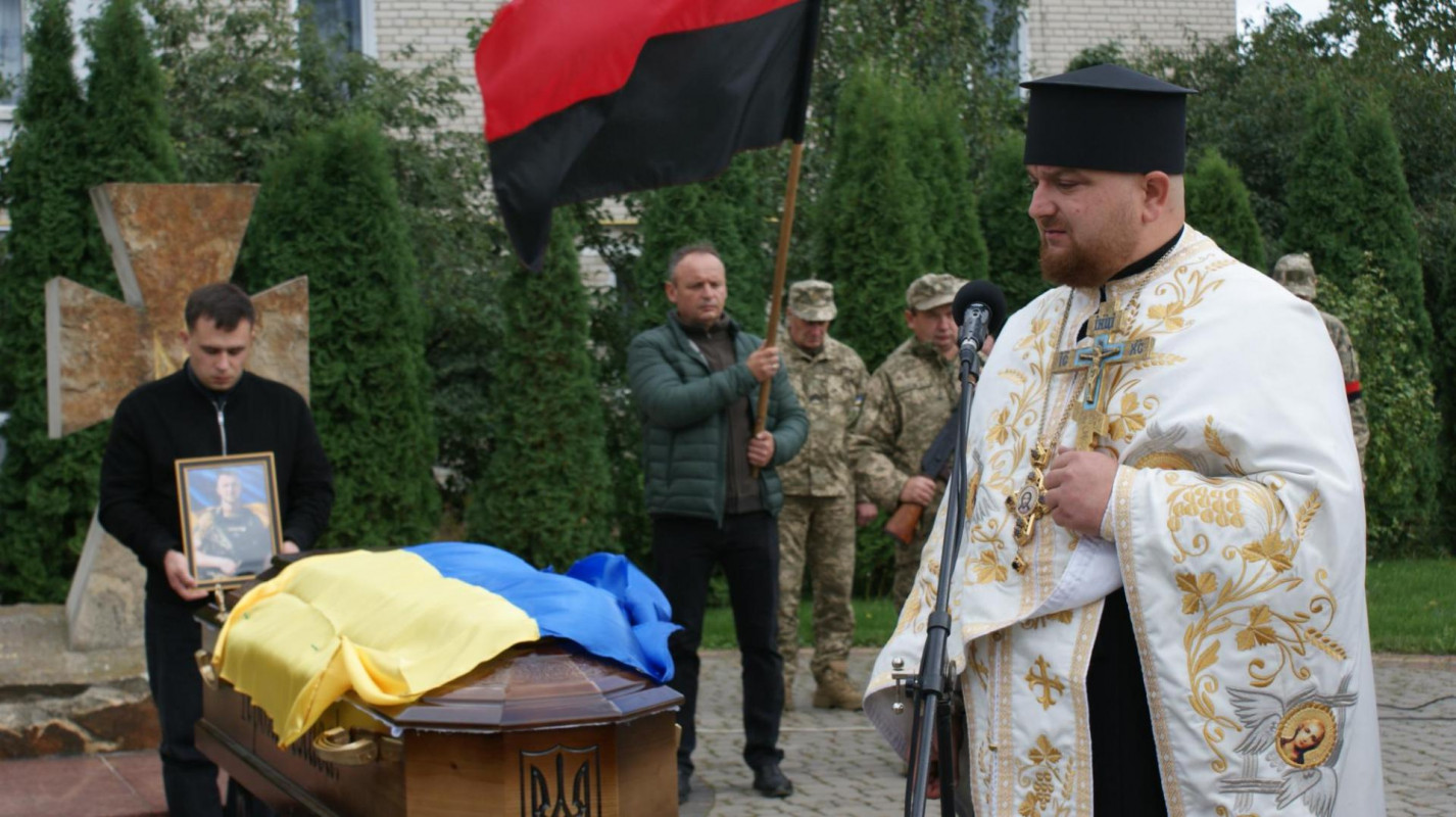 Пройшов війну, пережив ампутацію і будував плани на майбутнє: на Волині поховали 25-річного захисника