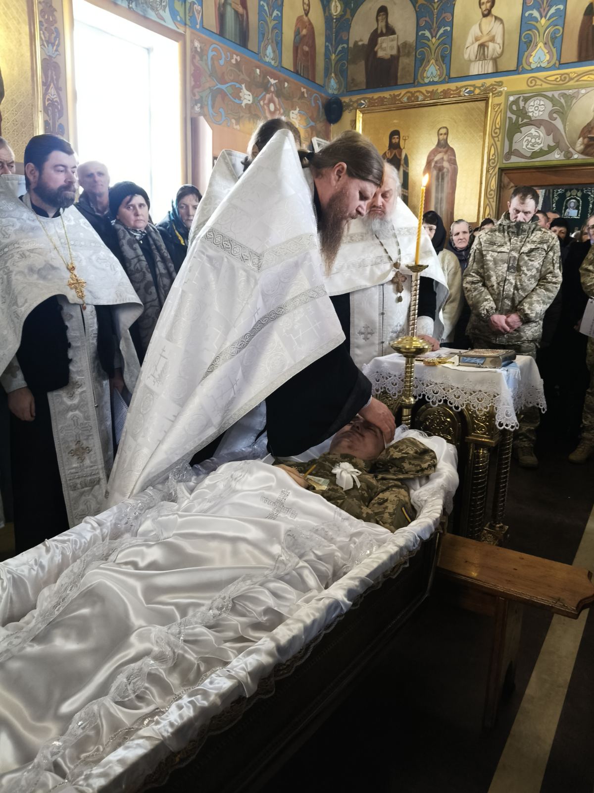 Навіки 35: на Волині в останню путь провели Героя Сергія Ющика