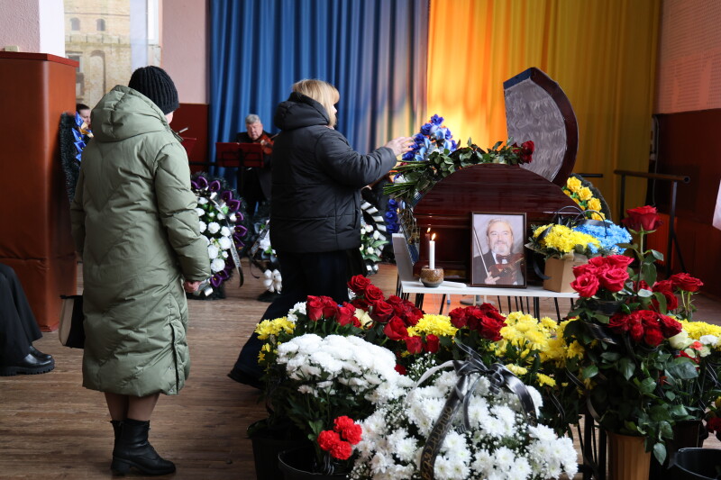 У Луцьку попрощалися з видатним музикантом Товієм Рівцем