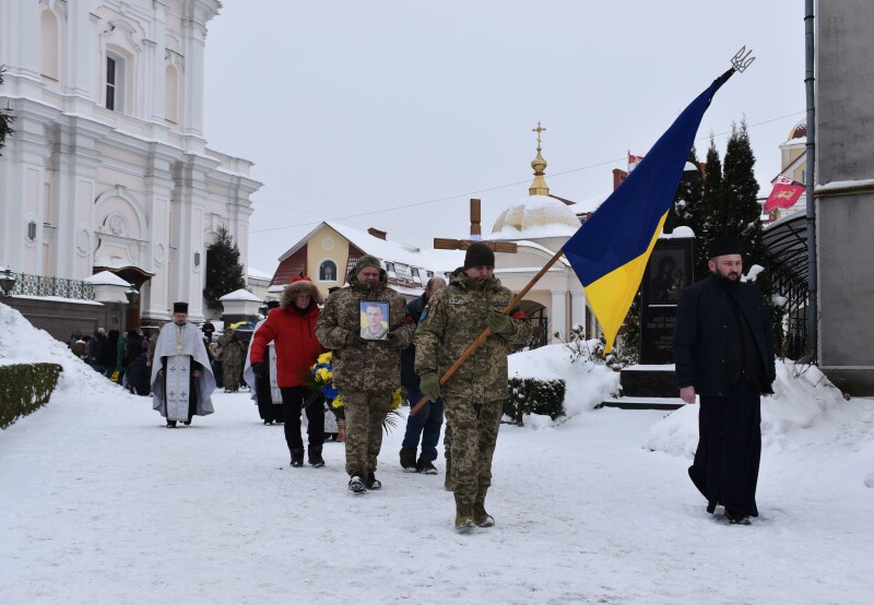 Загинув майже рік тому: у Луцьку попрощалися з Героєм Віталієм Дудою