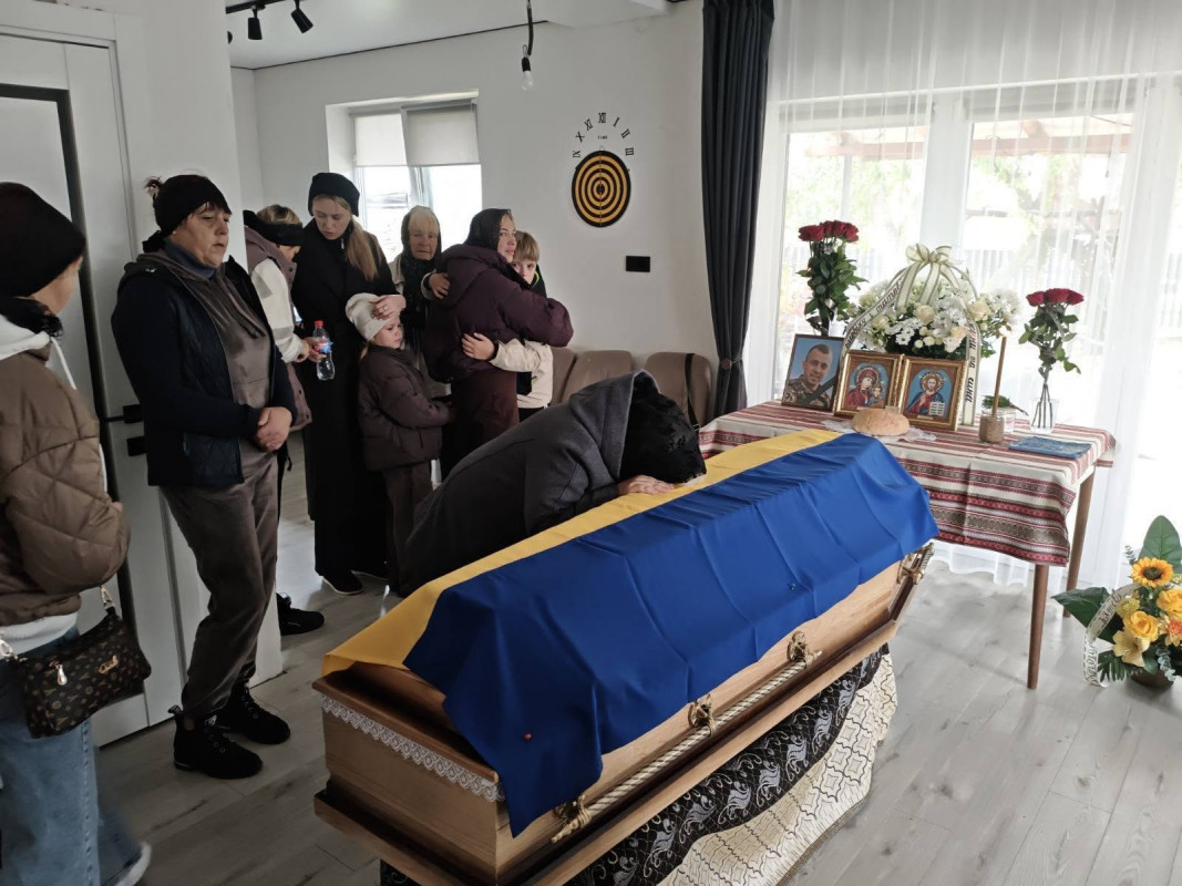 Назавжди 30: на Волині попрощалися із захисником Романом Гілем, якого вважали зниклим безвісти