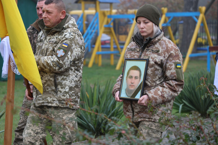 Загинув у Курській області: у Луцькій громаді попрощалися з Героєм Василем Приступою