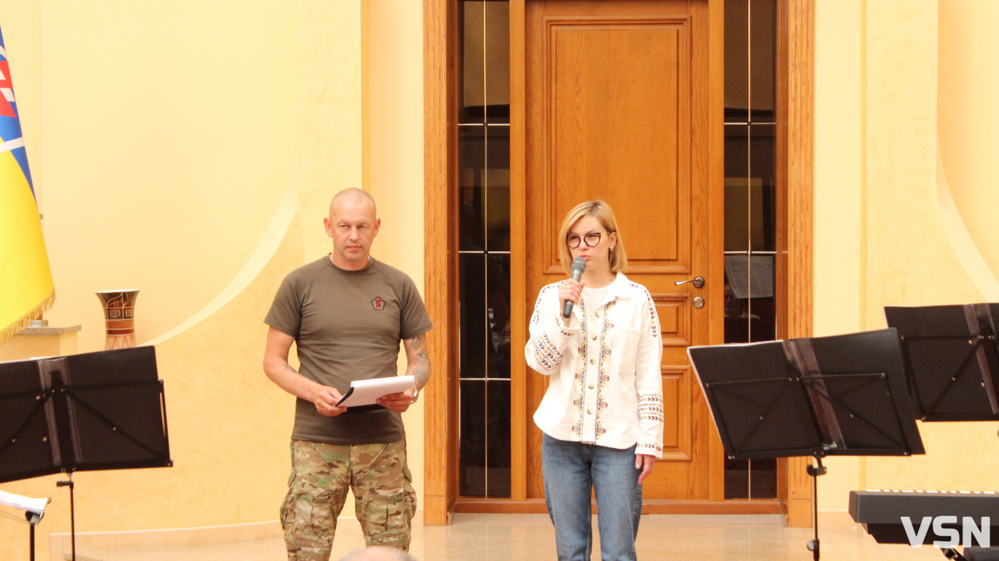 У Луцьку відбувся концерт для поранених військових «Вібрації відновлення. Оркестр для реабілітації»
