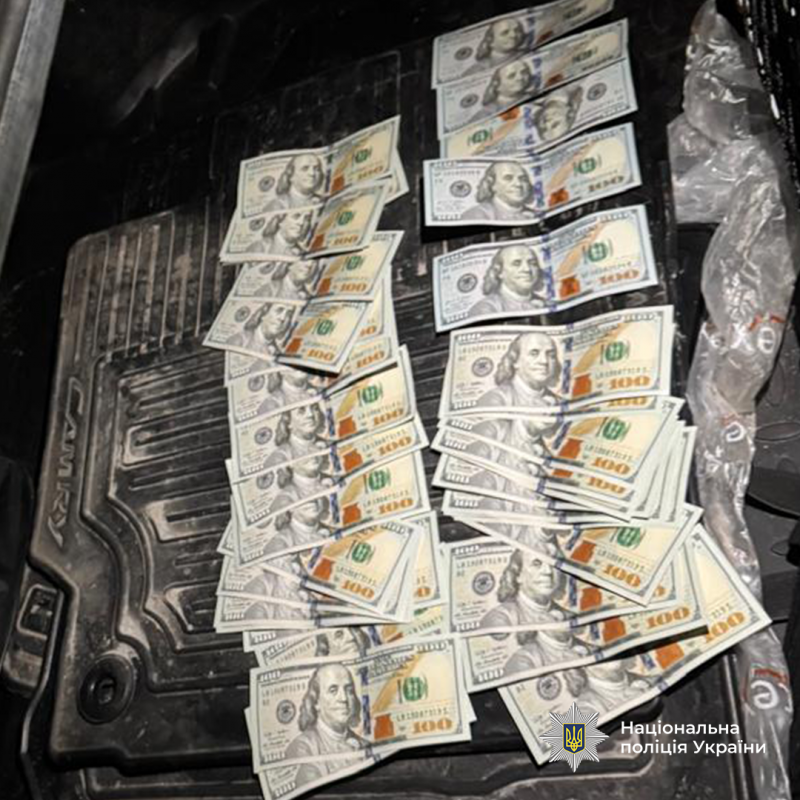 Брали хабарі за «вирішення питань»: на Волині затримали військовослужбовців ТЦК