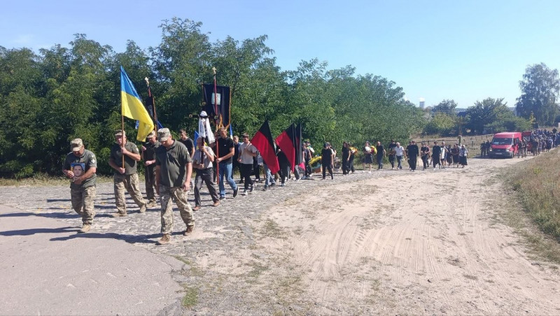 Залізничник, який став оператором БпЛА: на Волині попрощалися із Героєм Василем Мотрунчиком