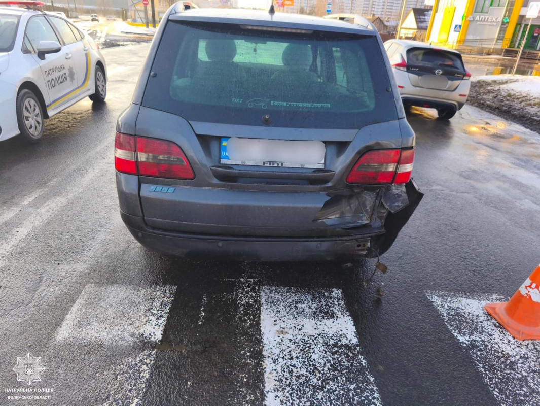 У Луцьку п'яний водій намагався відкупитися від патрульних після ДТП