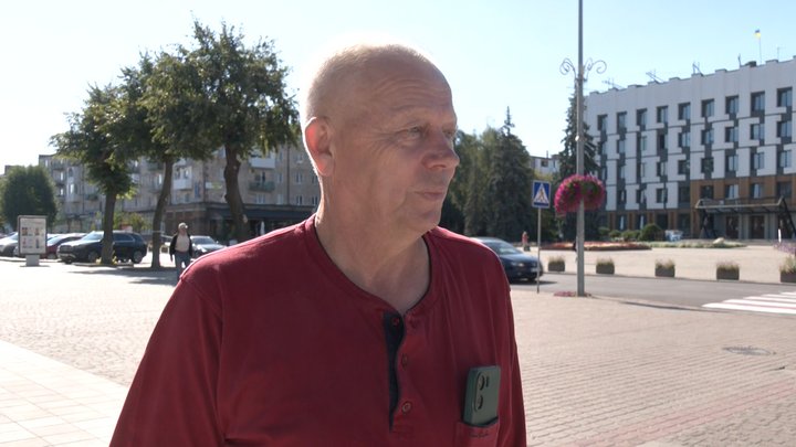 Мера Ковеля на 2 місяці відсторонили через справу про кладовище: що відбувається