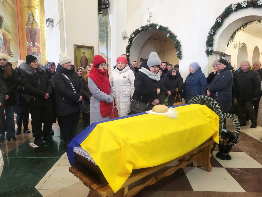 Родина до останнього жила надією: на Волині попрощалися з воїном Георгієм Смалем