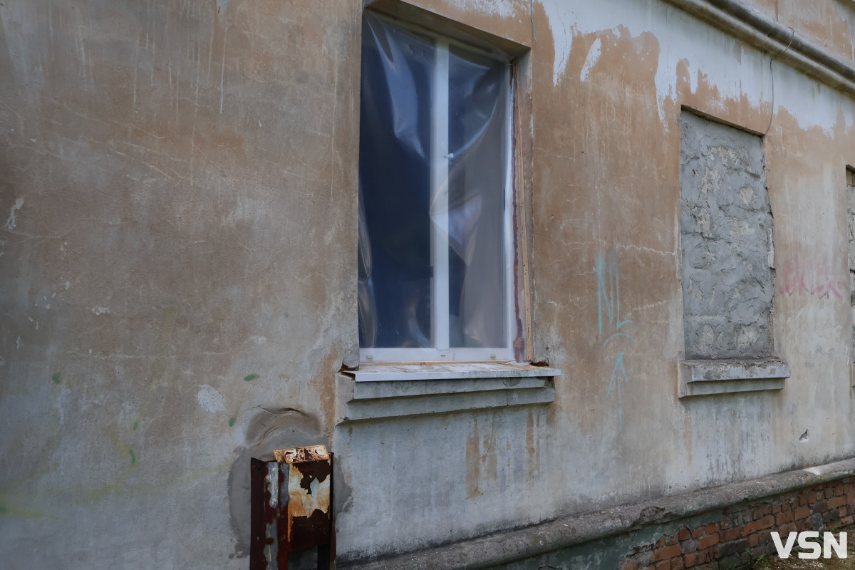 «Я пробігла метрів зо два і просто впала на коліна. Прильот…»: лучани — про страшну ніч, коли Росія атакувала місто