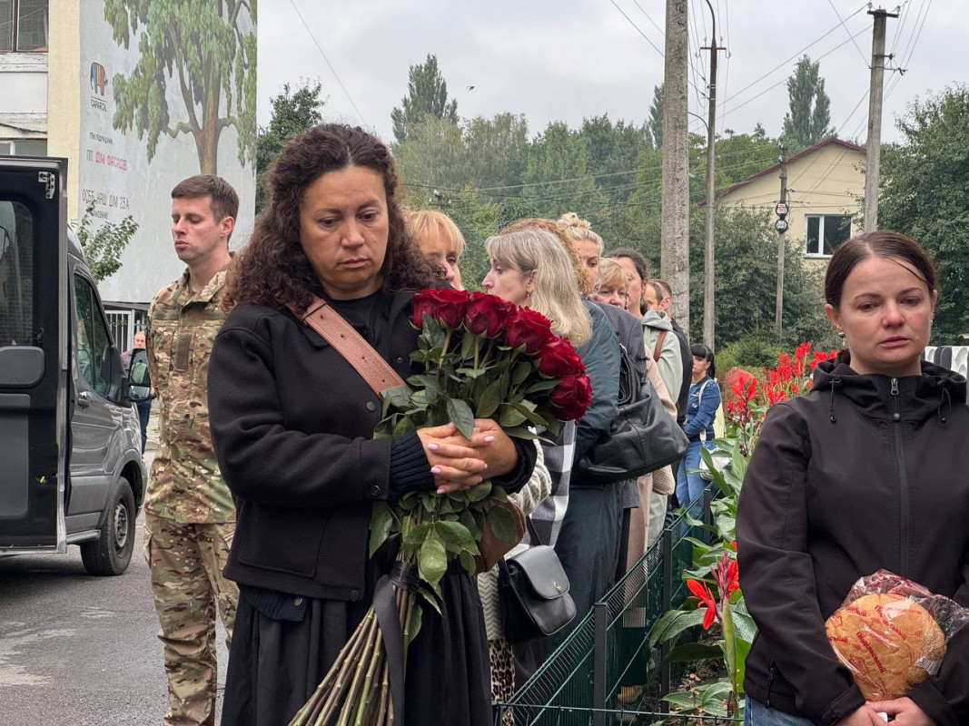 Захищав Україну з 18 років: на Волині в останню путь провели Героя Романа Григор’єва