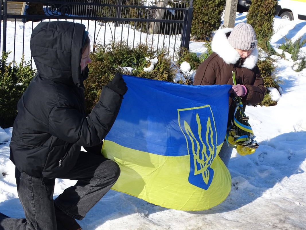 Загинув майже пів року тому: на Волині в останню земну дорогу провели Захисника України Павла Фіщука