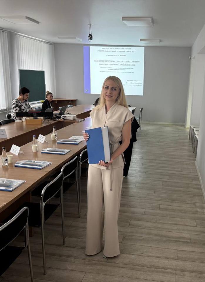 Дослідниця з Волині отримала визнання та стипендію для молодих учених