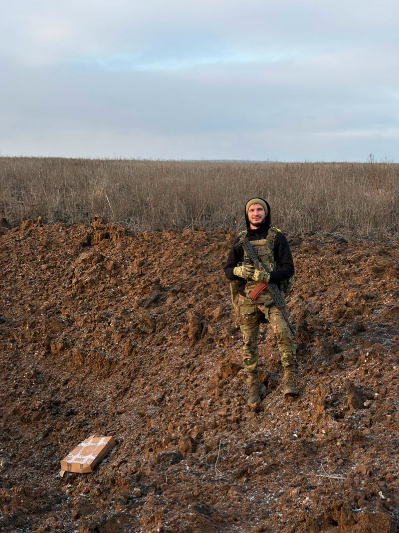 «У 19 пішов служити, а в 24 полює на окупантів з неба: історія прикордонника з Луцька