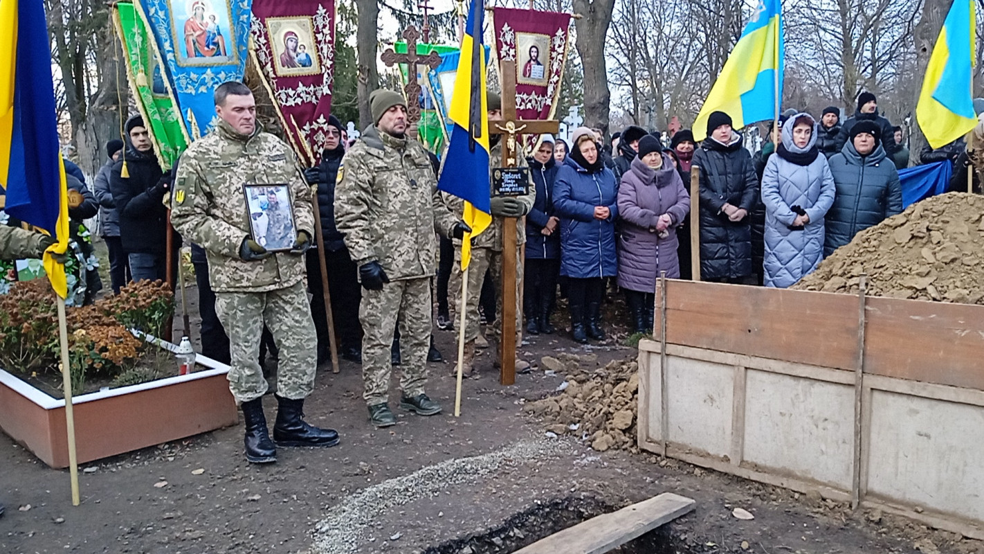 Загинув унаслідок вибуху ворожого снаряда: попрощалися із ексгравцем луцької «Волині» Романом Годованим