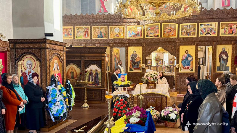 На Волині поховали 40-річного військовослужбовця Нацгвардії Миколу Клеця