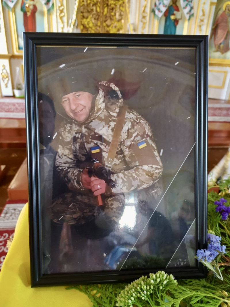 До призову ніс послух і багато трудився при храмах і монастирях: на Волині поховали Героя Віктора Савлюка