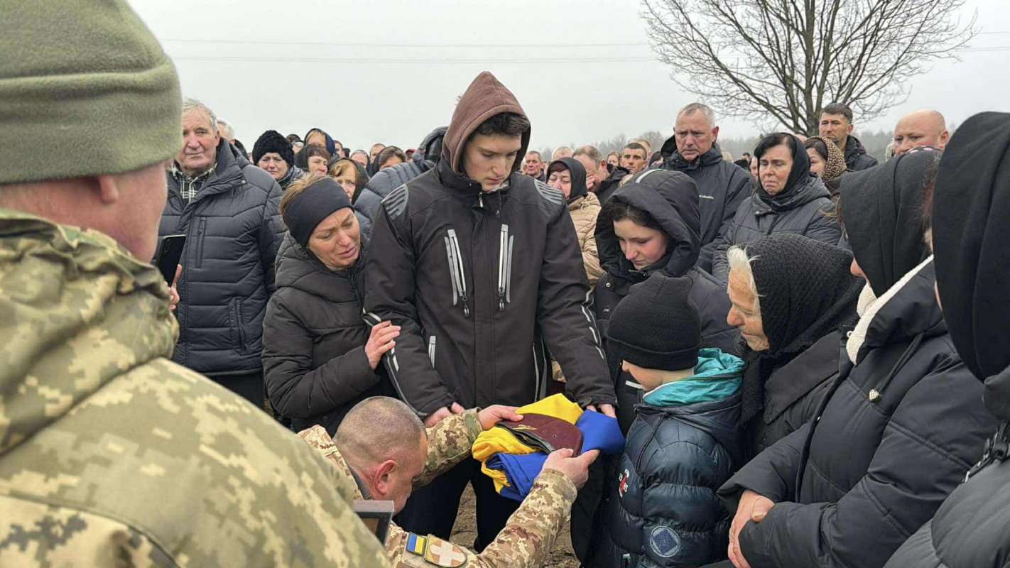 Планував взяти офіційний шлюб з коханою: спогади про батька чотирьох дітей, Героя з Волині Руслана Харчика