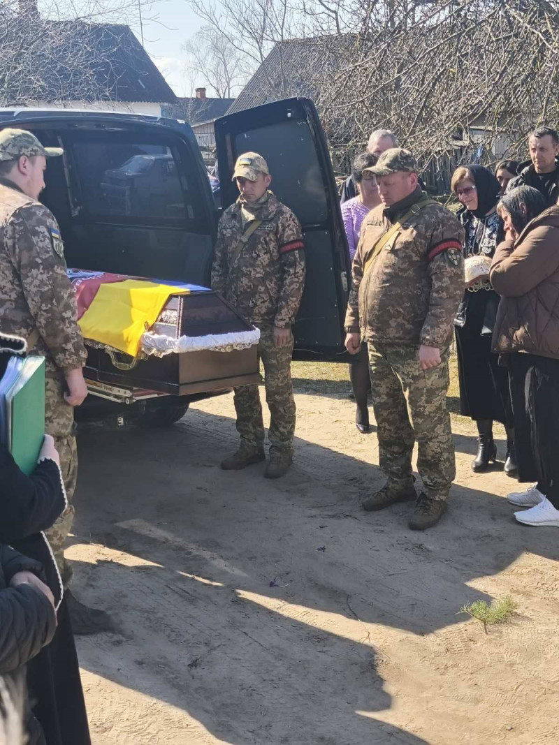 Загинув у грудні 2022 року: на Волині попрощалися із захисником Віктором Михальчуком