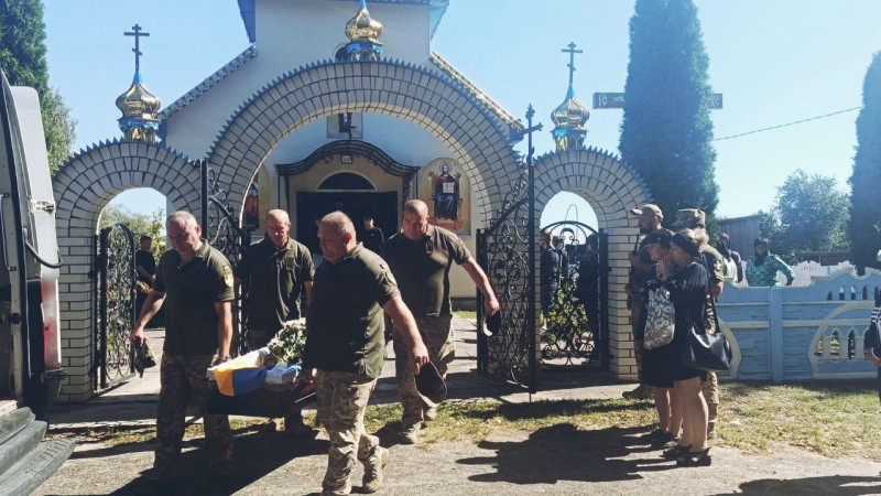 На Волині в останню путь провели старшого солдата Сергія Левкова