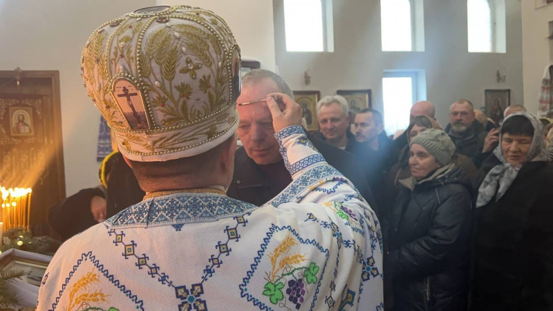 Раніше священник МП не допускав до сповіді людей, які хотіли українську церкву у селі: у храмі на Волині відзначили престольне свято. Фото