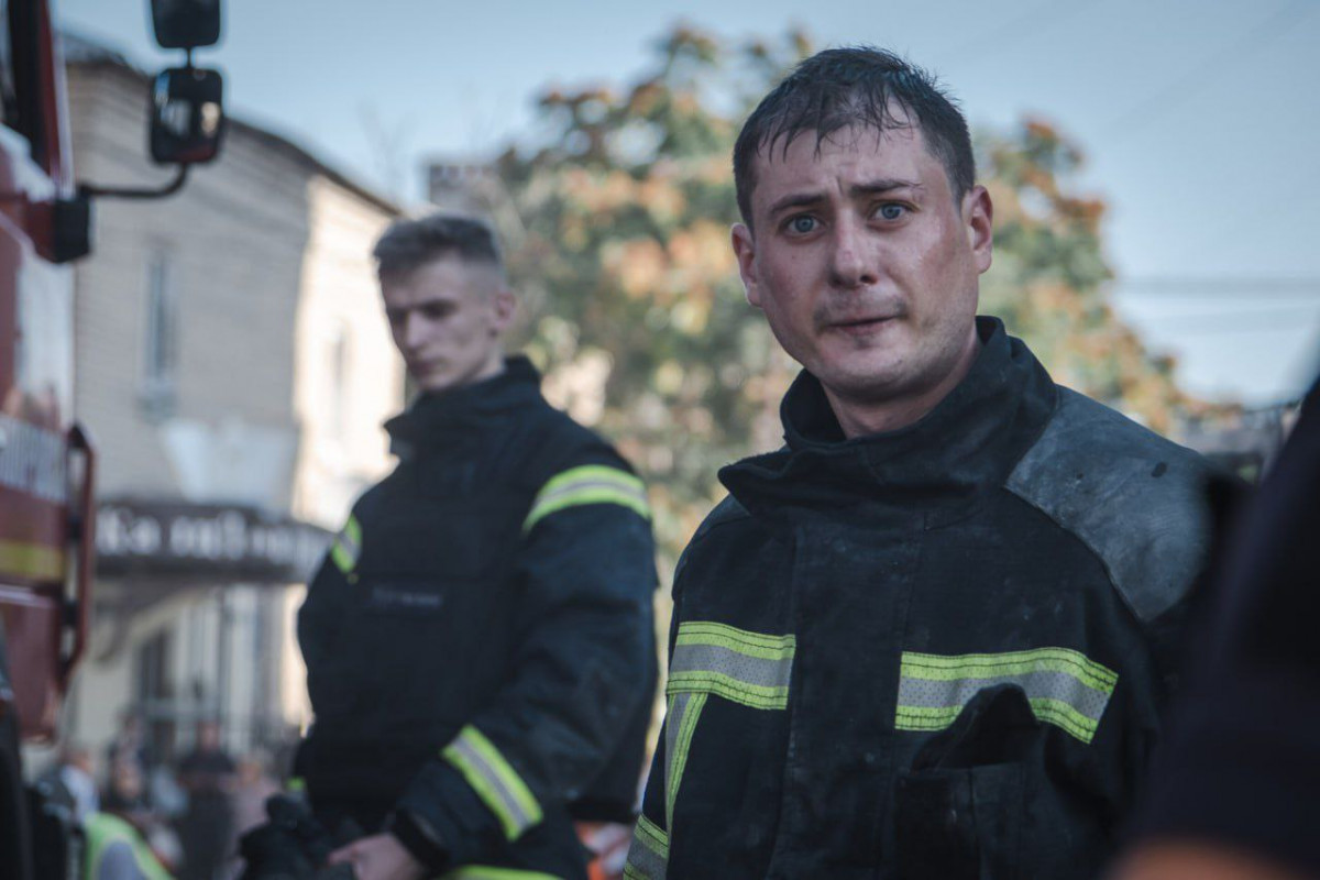 Російський удар по п’ятиповерхівці в Покровську: рятувальні роботи завершили
