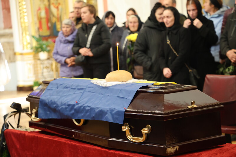 У Луцьку попрощались з Героєм Дмитром Лясковцем
