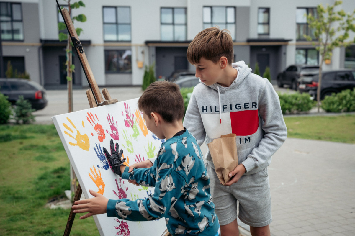 Як минув «День доброго сусіда» від будівельної компанії «Інвестор» у Струмівці. Фоторепортаж
